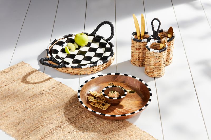 Checkered Woven Platter Set